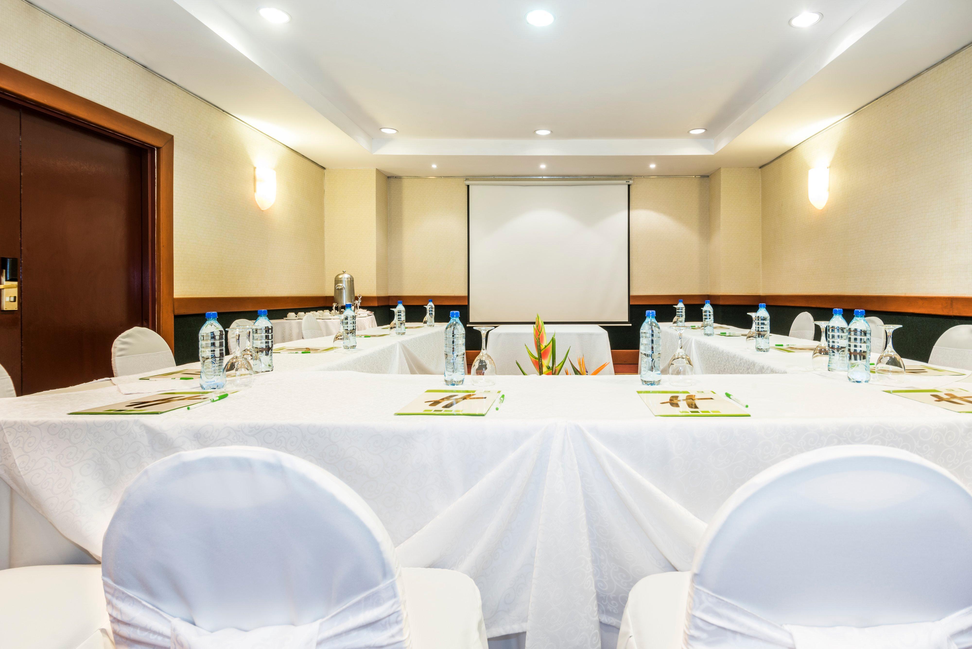 Holiday Inn Convention Center, An Ihg Hotel Managua Exterior photo